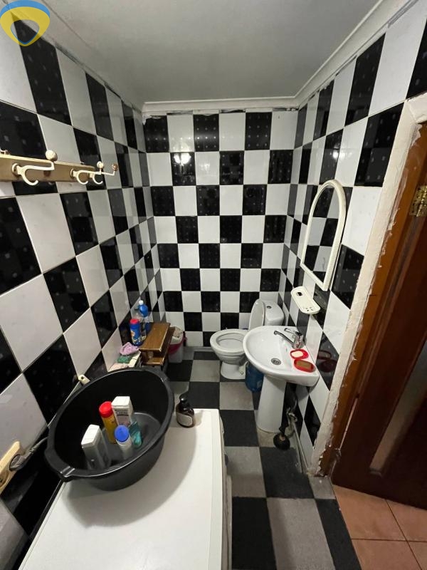 продажа трехкомнатной квартиры номер A-173693 в Малиновском районе, фото номер 9